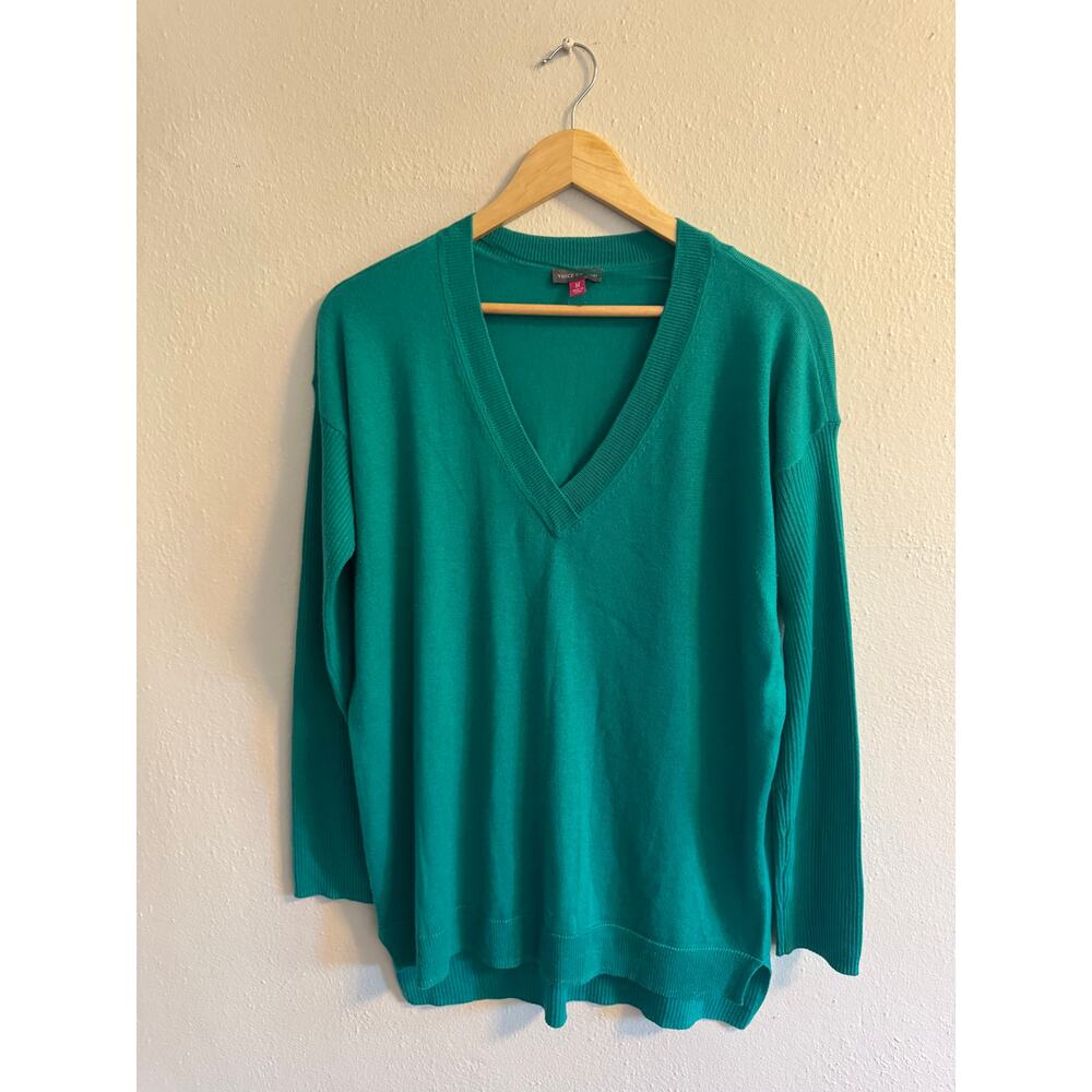 Vince camuto v neck sweater